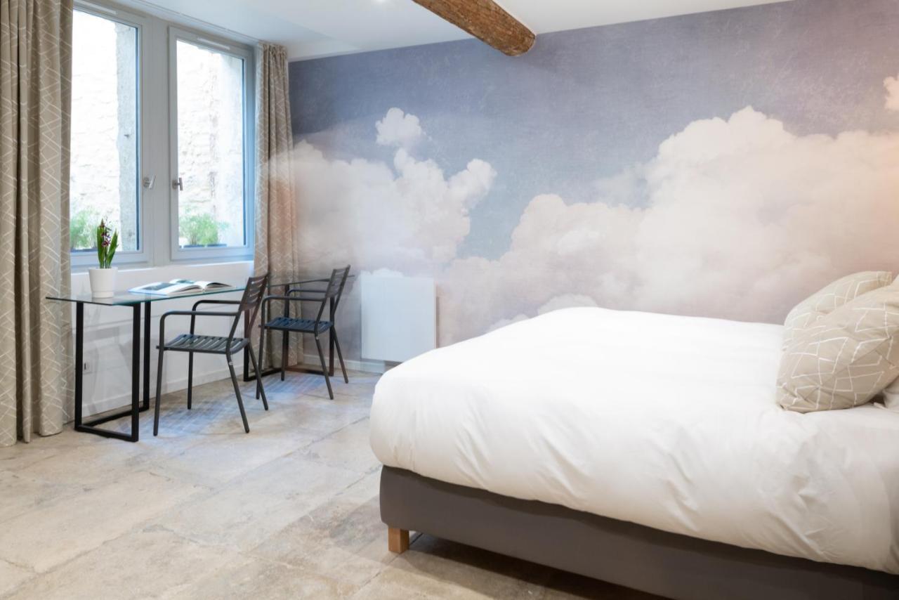 Design & Cosy - Centre Historique Ecusson Apartment มงต์เปอลิเยร์ ภายนอก รูปภาพ